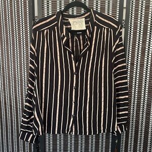 Ace&Jig Button Down, L, Bracelet length sleeves, EUC, really beautiful